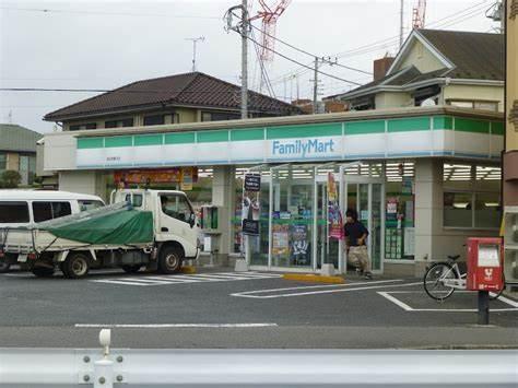 ダイアパレス津田沼2(ファミリーマート習志野鷺沼店)