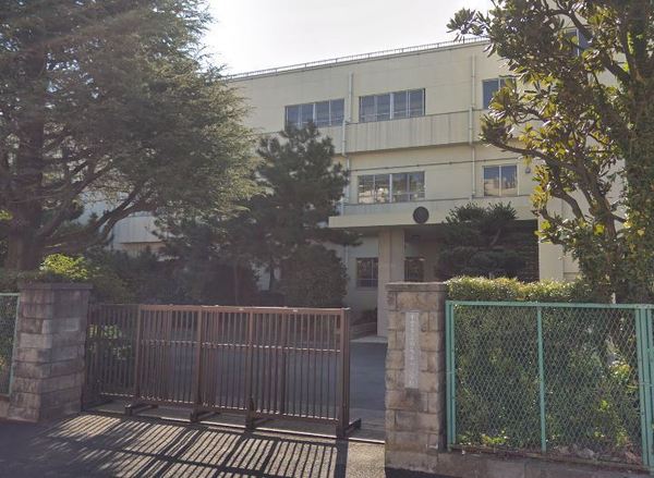 千葉市美浜区稲毛海岸5丁目の中古一戸建て(千葉市立稲毛第二小学校)