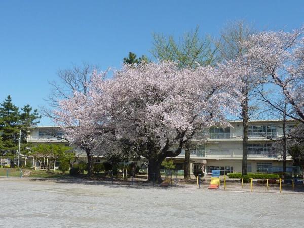 プラウドシティ柏ノーブルコート(柏市立柏第六小学校)