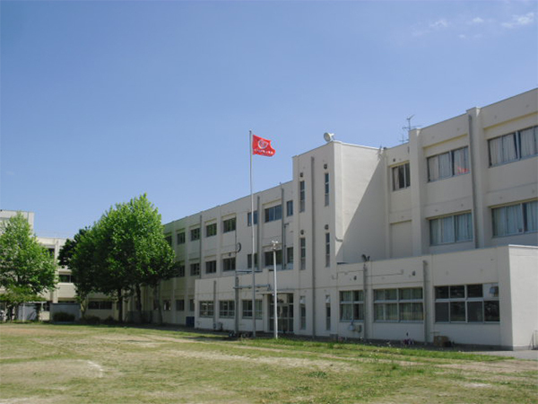 パークホームズ稲毛海岸ラコリエル(千葉市立稲浜小学校)