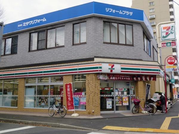 サンライトパストラル六番館B棟(セブンイレブン新松戸4丁目店)