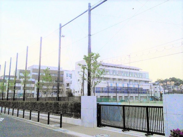 パレステージ日吉さくらが丘(川崎市立東橘中学校)