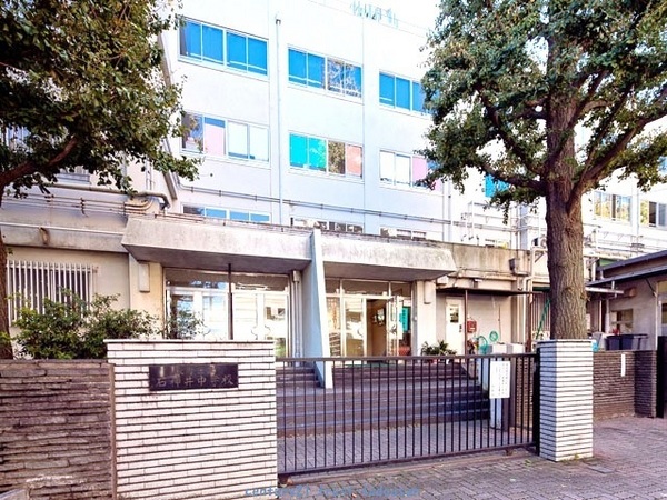 ソフトタウン石神井台(練馬区立石神井中学校)