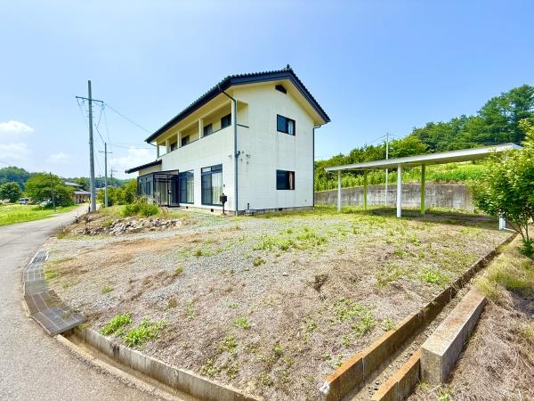 当該物件別途、隣地334平方メートルの畑付き中古戸建て
