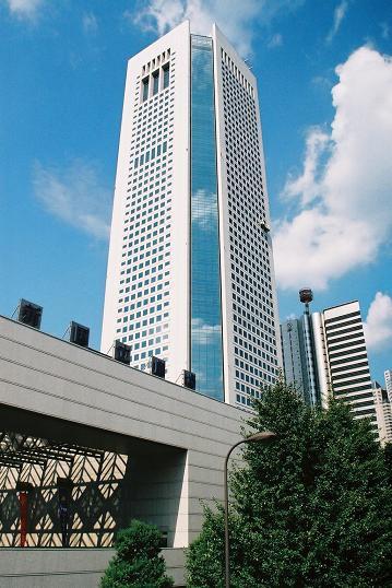 新宿区富久町の中古一戸建て(東京オペラシティ)