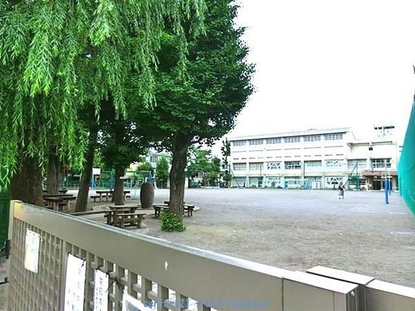板橋区小茂根2丁目の土地(板橋区立上板橋第二小学校)