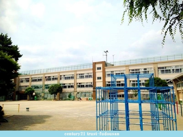 杉並区下井草１丁目の新築一戸建(杉並区立杉並第九小学校)