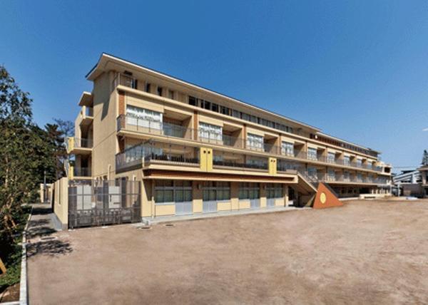 練馬区豊玉南２丁目の新築一戸建(練馬区立豊玉南小学校)