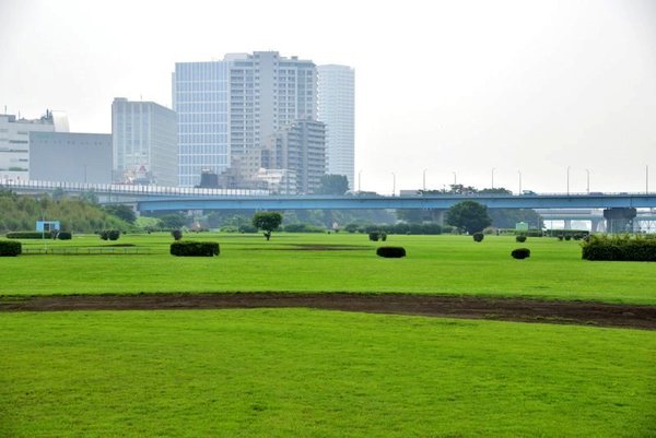 世田谷区喜多見４丁目の新築一戸建(多摩川二子橋公園)