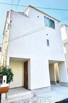 三鷹市下連雀４丁目の中古一戸建