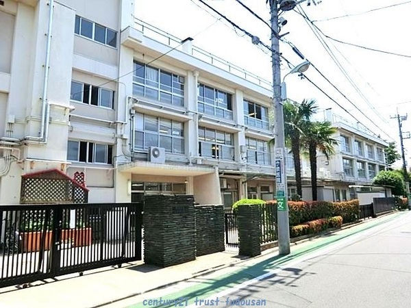 練馬区下石神井２丁目の新築一戸建(練馬区立下石神井小学校)