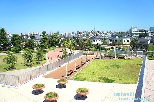 ル・リオン池袋コンフォート(西ヶ原みんなの公園)