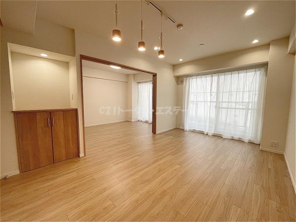 ウェルコート市川