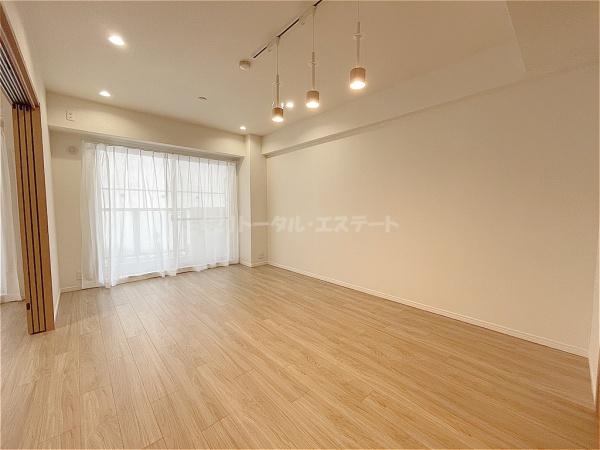 ウェルコート市川