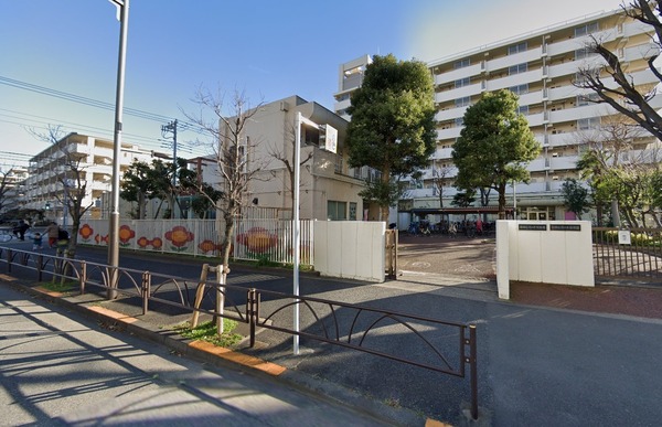 シティテラス金町A棟(花の木保育園)