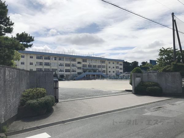 市川市下貝塚２丁目の中古一戸建て(市川市立下貝塚中学校)