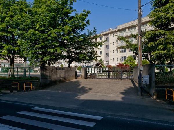 新松戸ファミールハイツ４号棟(松戸市立横須賀小学校)