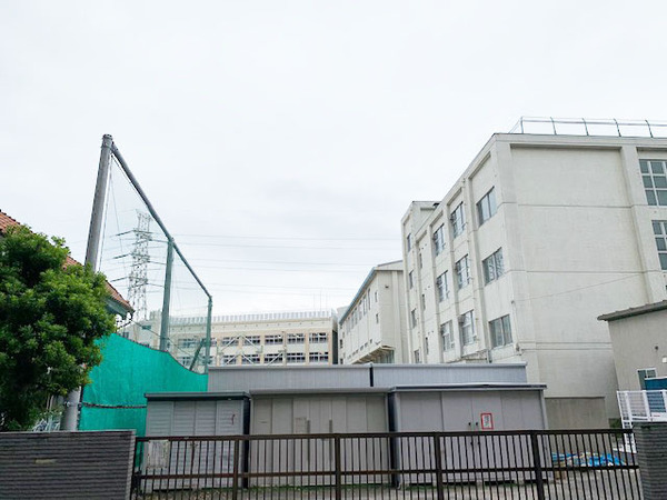 サザンコーポラスA棟(市川市立幸小学校)