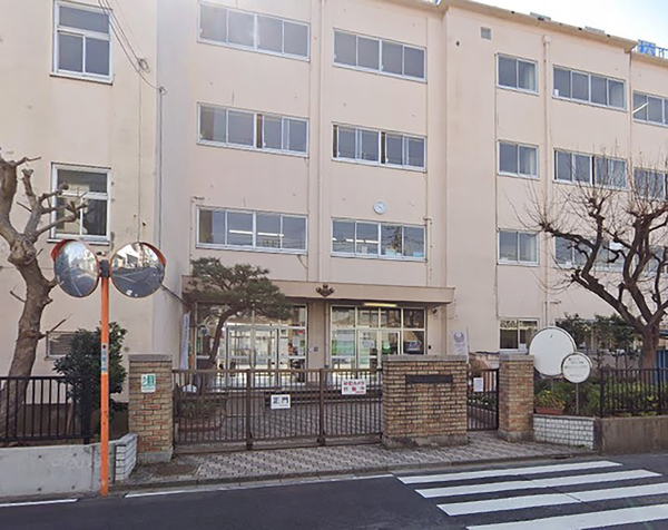 金町コーポB棟(葛飾区立常盤中学校)