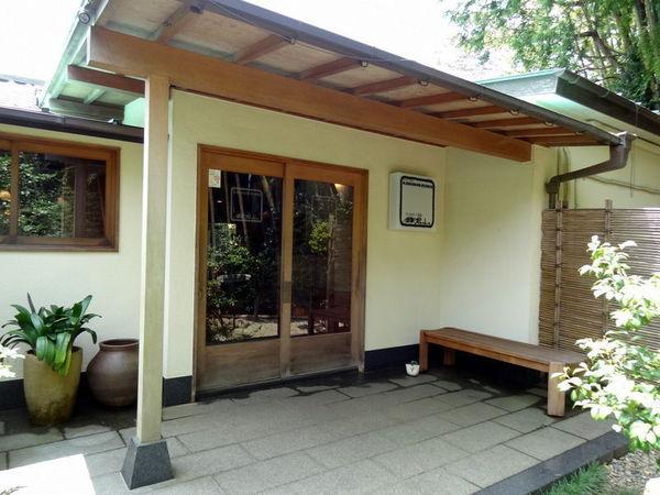 鎌倉市鎌倉山3丁目の中古一戸建て(ローストビーフの店 鎌倉山)