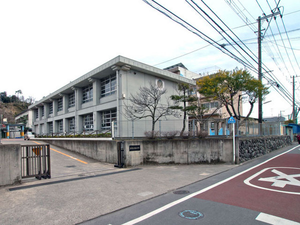 藤沢市片瀬山５丁目の土地(藤沢市立片瀬小学校)