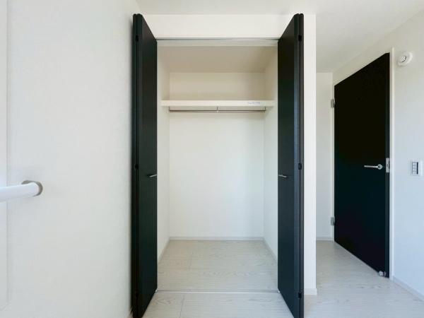 藤沢市片瀬1期 新築1号棟 全2区画(収納)