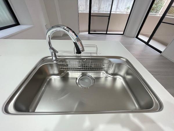 レフィナード湘南(キッチン)