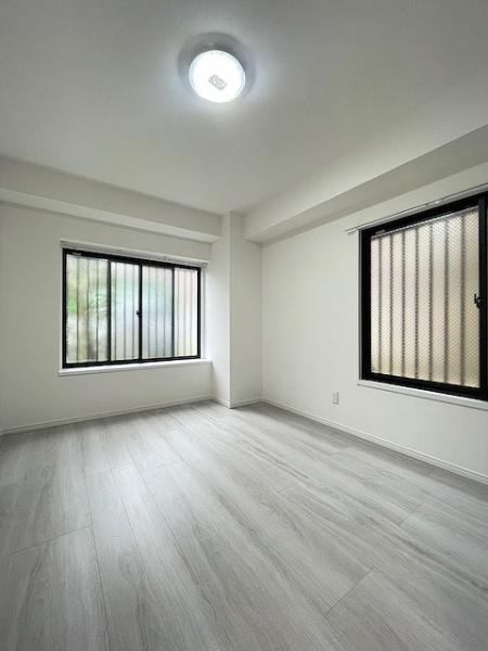 レフィナード湘南(洋室)