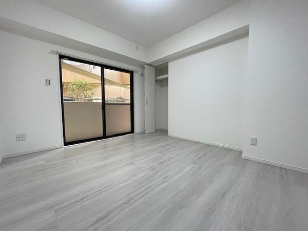 レフィナード湘南(洋室)