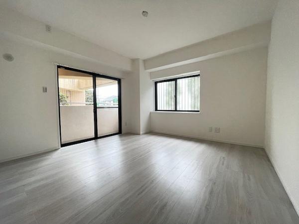 レフィナード湘南(洋室)