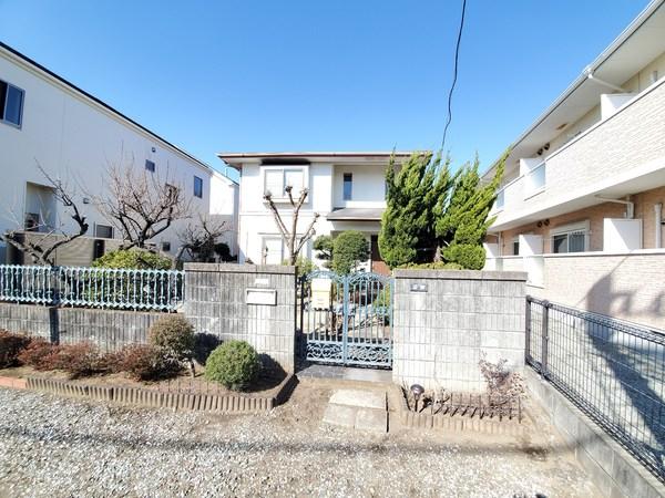 藤沢市本鵠沼２丁目の中古一戸建て