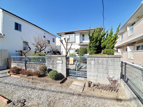 藤沢市本鵠沼２丁目の中古一戸建て