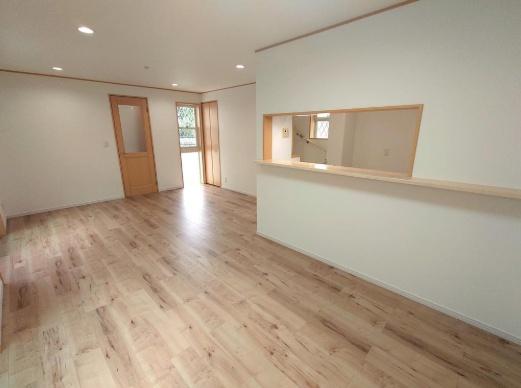 三浦郡葉山町長柄　戸建住宅