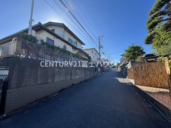 鎌倉市浄明寺６丁目の中古一戸建て
