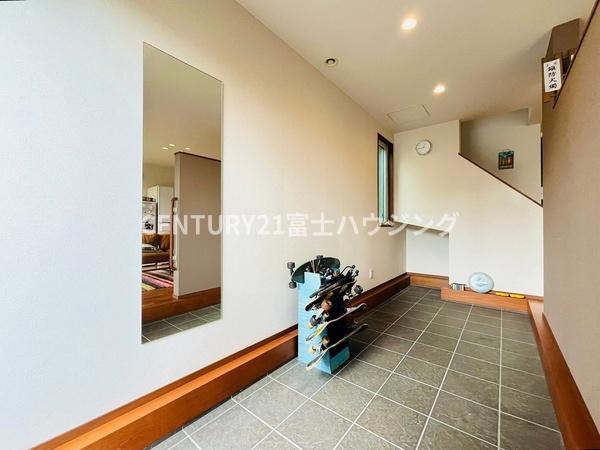 藤沢市大鋸３丁目の中古一戸建て