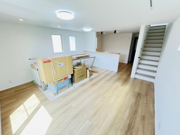 藤沢市石川5丁目　新築A号棟　全3棟