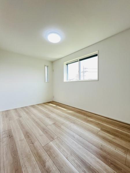 藤沢市石川5丁目　新築C号棟　全3棟