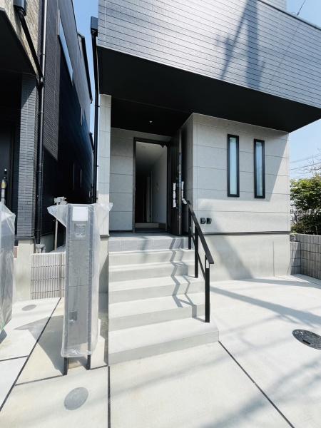 藤沢市石川5丁目　新築C号棟　全3棟