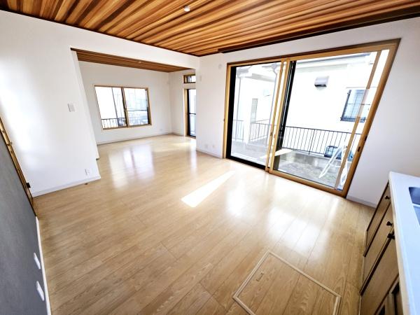 茅ヶ崎市中海岸2丁目　中古戸建