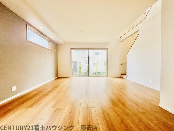 鎌倉市稲村ガ崎5丁目　新築戸建