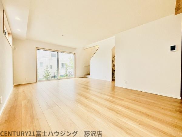 鎌倉市稲村ガ崎5丁目　新築戸建