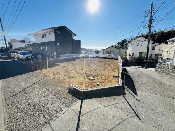 藤沢市白旗４丁目の土地