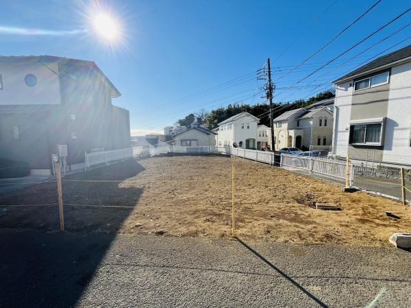 藤沢市白旗４丁目の土地