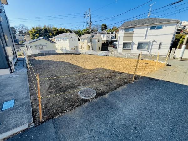 藤沢市白旗４丁目の土地