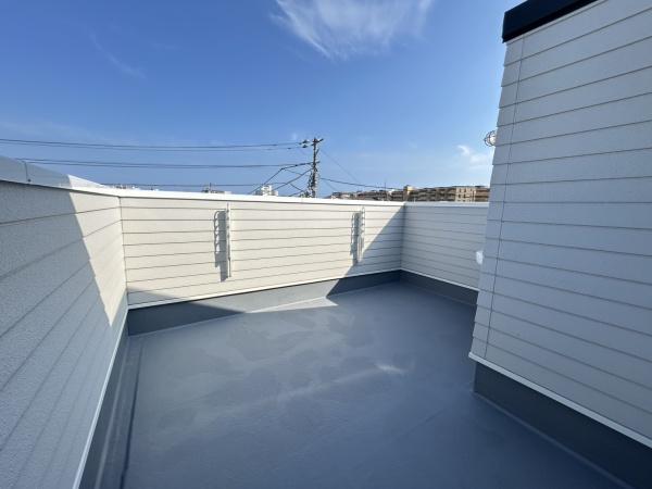 藤沢市片瀬海岸3丁目　新築戸建