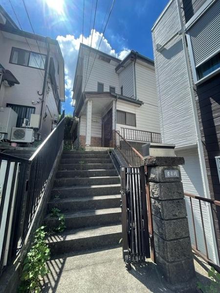 藤沢市城南３丁目の中古一戸建て