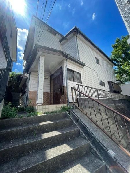 藤沢市城南３丁目の中古一戸建て