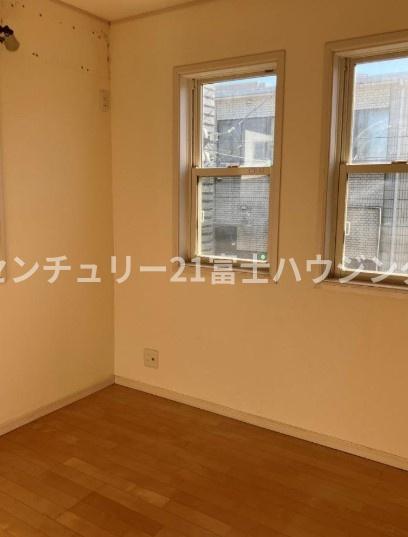 藤沢市片瀬４丁目の中古一戸建て