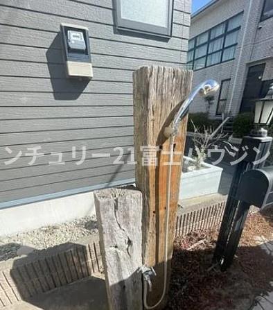 藤沢市片瀬４丁目の中古一戸建て