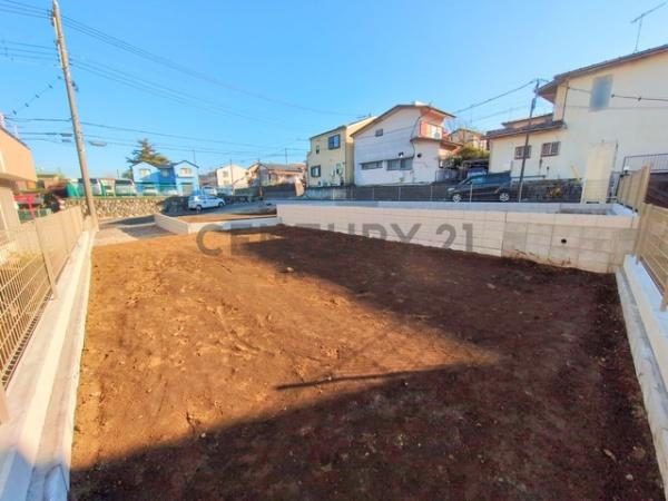 藤沢市打戻1798番　新築2号棟　全3棟